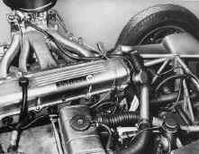 4 barrel carb protruded through the bonnet.
